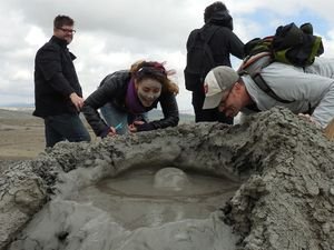 Gobustan & Mud Volcanoes, Fire Temple, Burning Mountain GROUP Tour